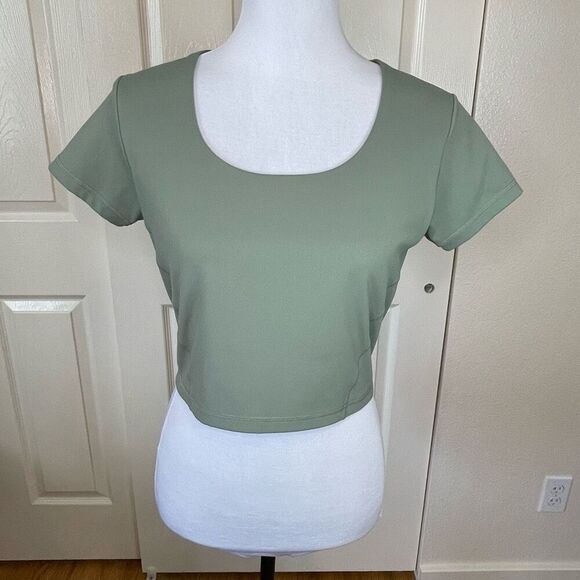 Oner Active Crop Top Short Sleeve with Shelf Bra Sage Green Size XL - Picture 10 of 10